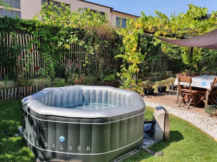Apartment Dans Un Jardin *